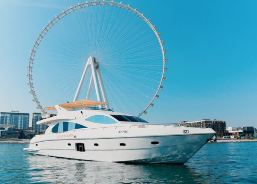 Luxury Yacht Tour
