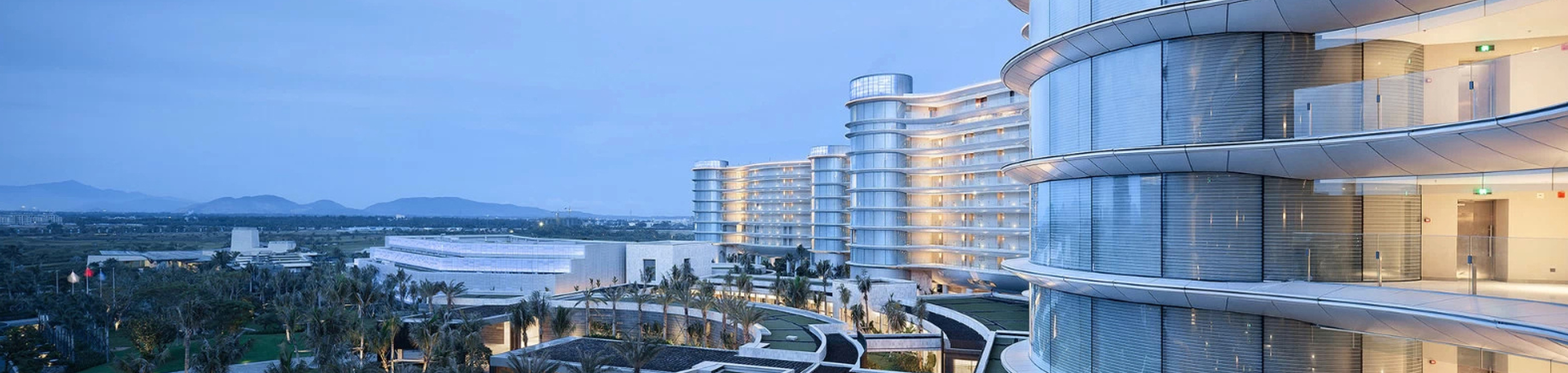 The WB Abu Dhabi, Curio Collection 